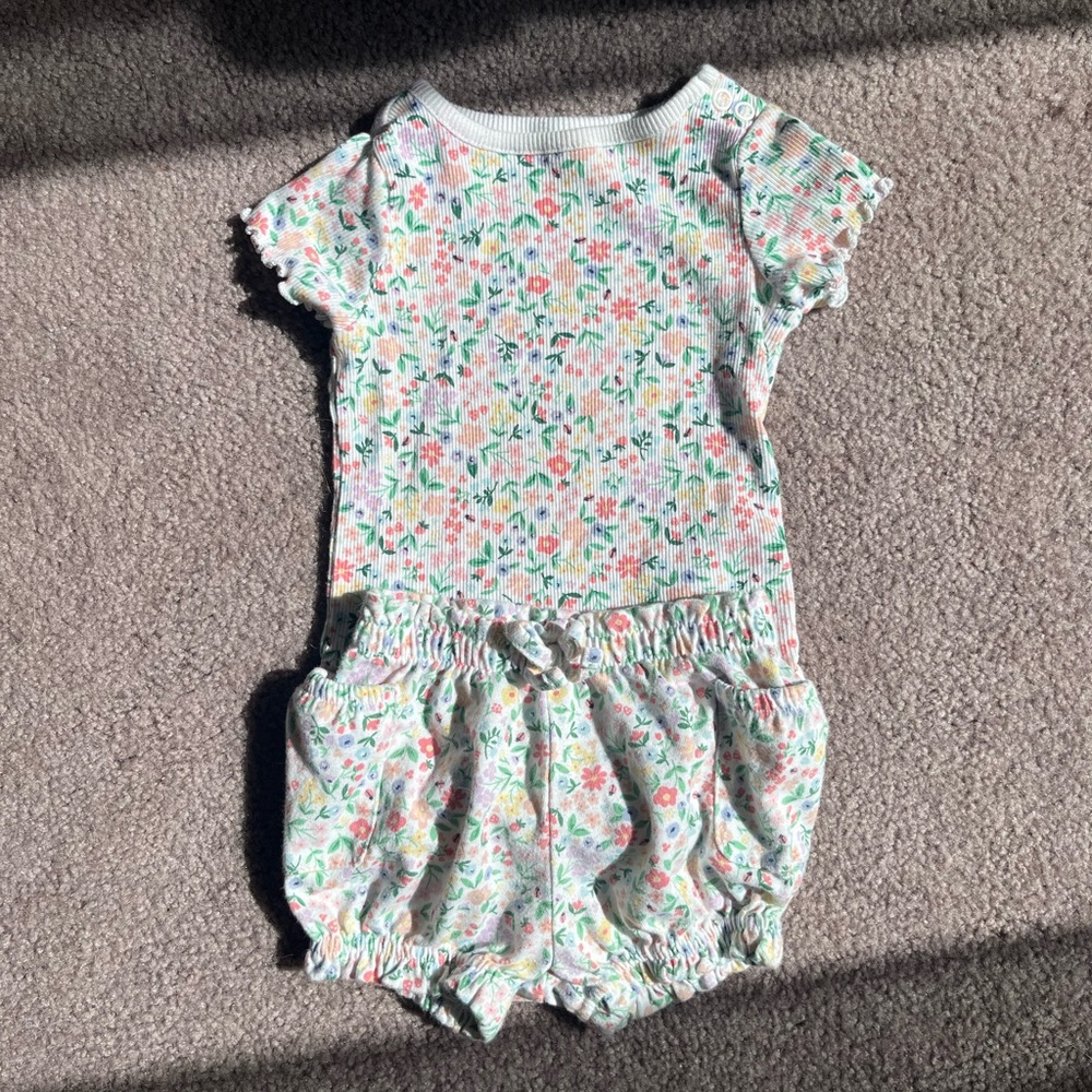 Floral shorts and tshirt onesie set 6-9 months